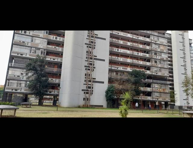 2 BEDROOM APARTMENT FOR SALE IN SUNNYSIDE